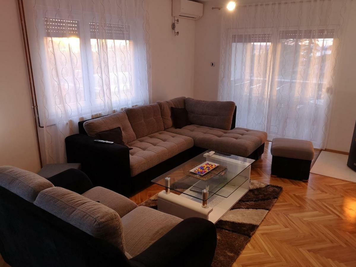 Apartments No 1288 诺维·维诺多尔斯基 外观 照片